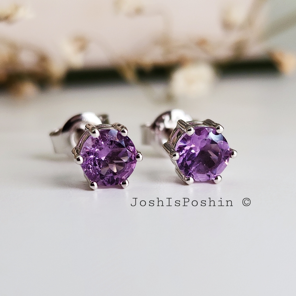 1.80CT. Natural purple amethyst stud earrings in sterling silver